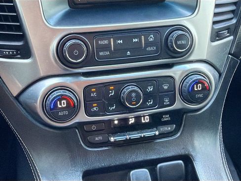 Used 2015 Chevrolet Suburban LS AWD/4WD image 17