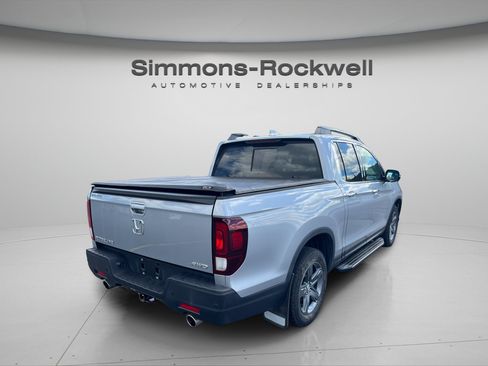 Used 2023 Honda Ridgeline RTL-E image 5