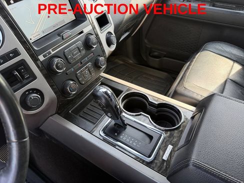 Used 2017 Ford Expedition Limited AWD/4WD image 23
