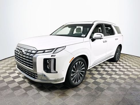 Used 2023 Hyundai Palisade Calligraphy w/ Cargo Package FWD image 7