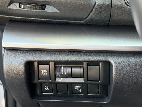 Used 2019 Subaru Crosstrek 2.0i Limited w/ Moonroof Package AWD/4WD image 28