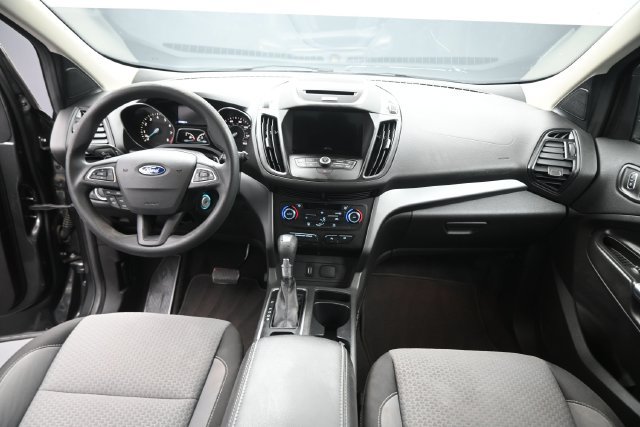 Used 2017 Ford Escape SE w/ Equipment Group 201A FWD image 28