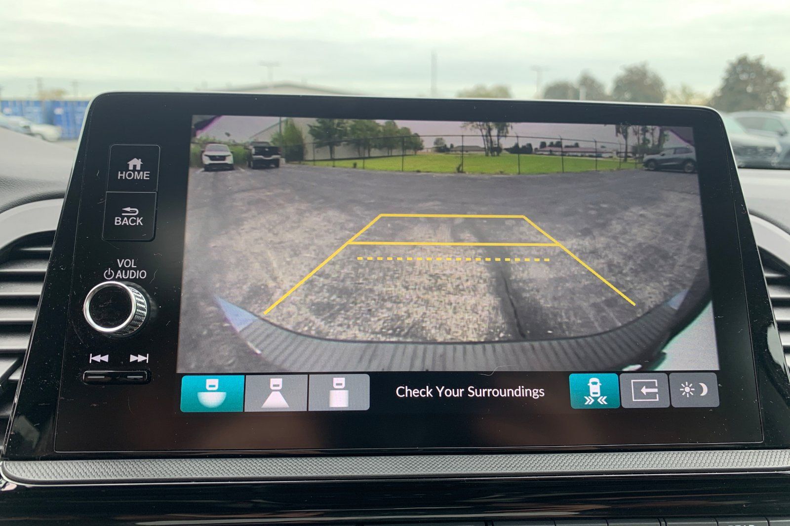 Used 2025 Honda Odyssey Touring image 27