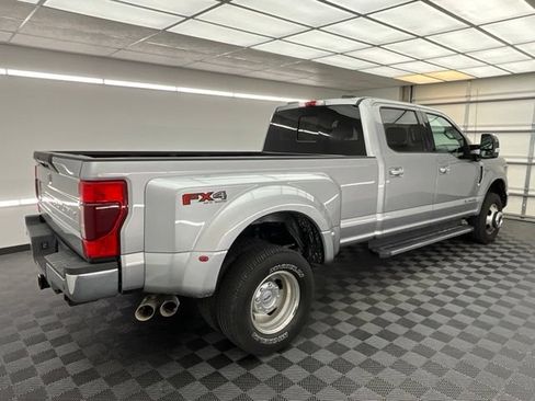 Used 2021 Ford F350 Lariat w/ Lariat Ultimate Package AWD/4WD image 24