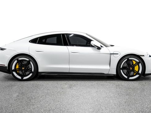 Used 2022 Porsche Taycan Turbo S image 43