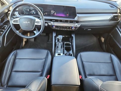 Certified 2024 Kia Telluride LX FWD image 14