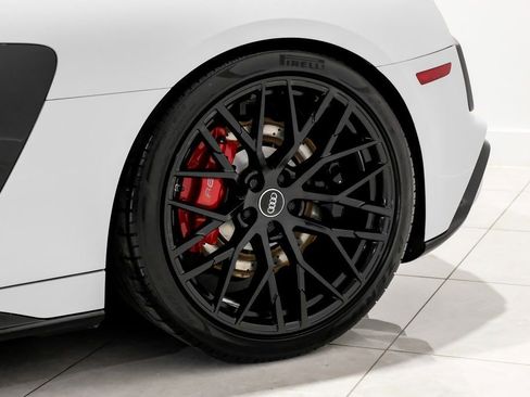 Used 2020 Audi R8 V10 w/ 20" Wheel Package image 48