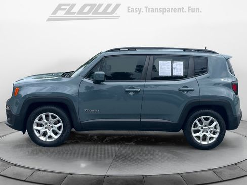 Used 2018 Jeep Renegade Latitude FWD image 5