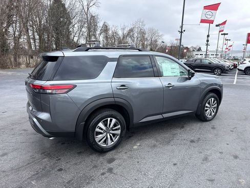 New 2026 Nissan Pathfinder SL FWD image 6