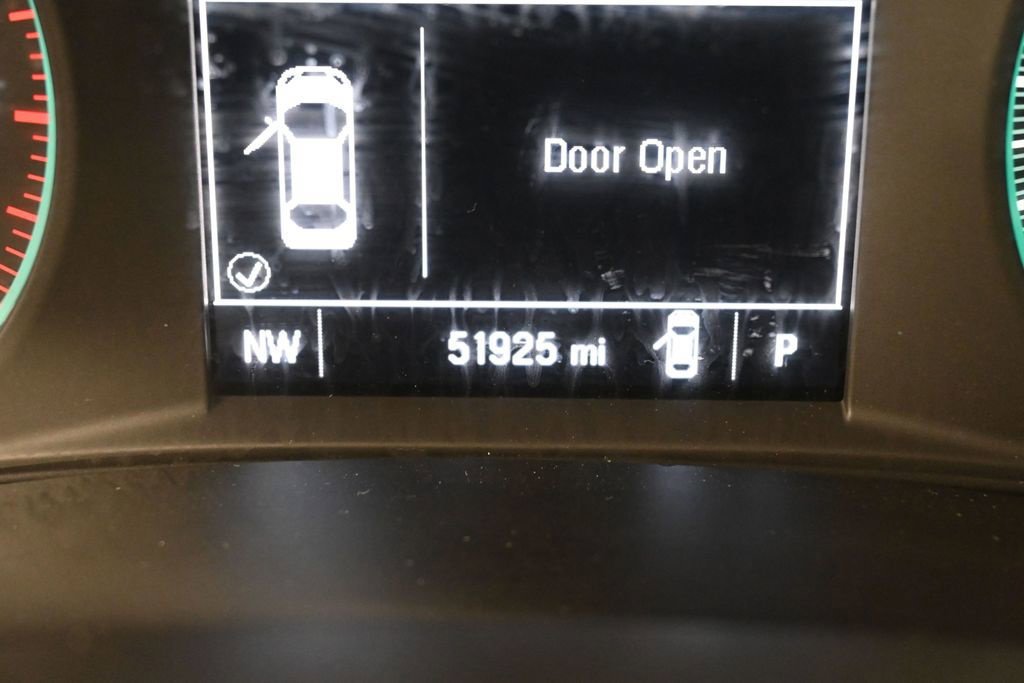 Used 2025 Chevrolet Malibu LT FWD image 36