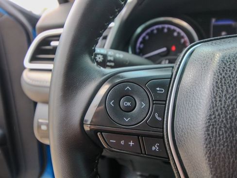 Used 2018 Toyota Camry SE w/ Moonroof Package image 22