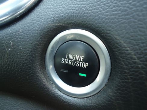 Used 2020 Chevrolet Malibu Premier FWD image 20