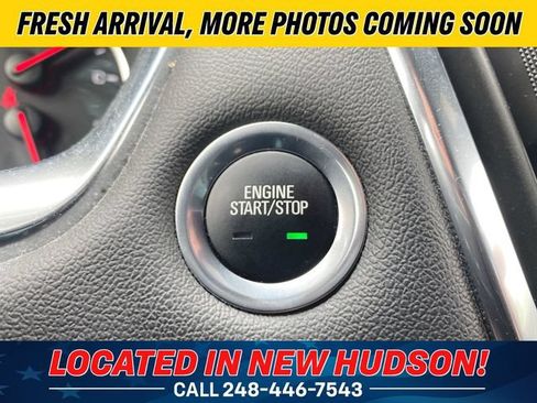 Used 2023 Chevrolet Traverse Premier FWD image 10