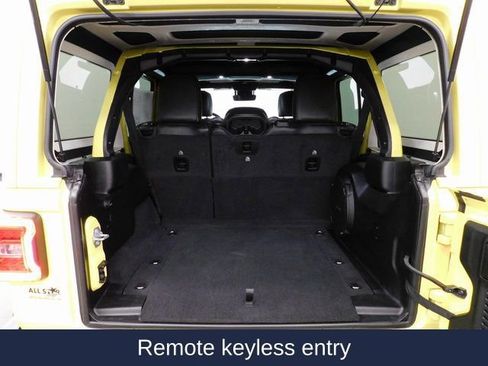 Used 2024 Jeep Wrangler Sahara w/ Technology Group image 23