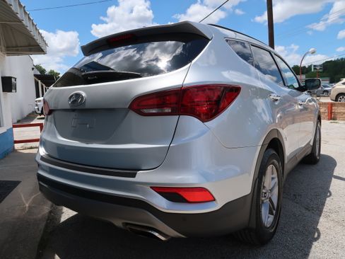 Used 2018 Hyundai Santa Fe Sport w/ 2.4L Tech Package 04 FWD image 8