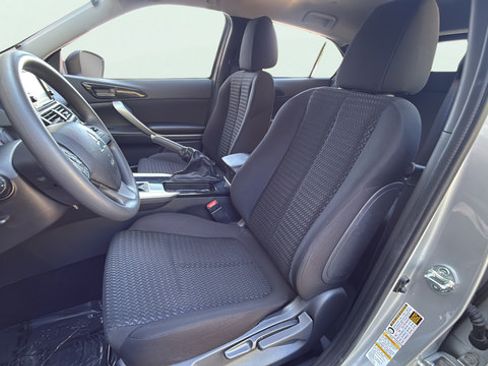 Used 2025 Mitsubishi Eclipse Cross ES AWD/4WD image 12