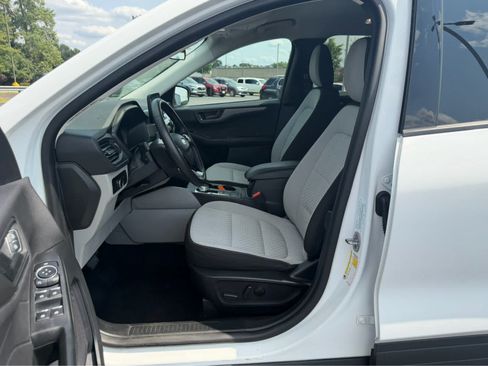 Used 2023 Ford Escape Active AWD/4WD image 13