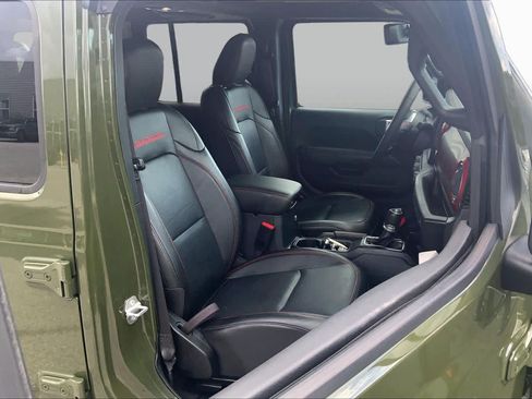 Used 2023 Jeep Wrangler Unlimited Rubicon AWD/4WD image 9