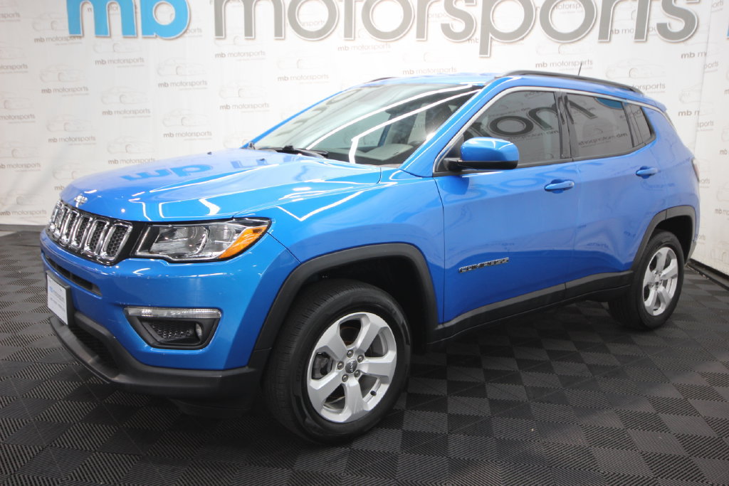 Used 2019 Jeep Compass Latitude w/ Cold Weather Group AWD/4WD image 2