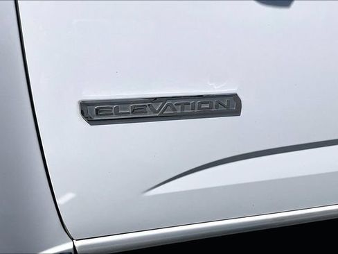 Certified 2022 GMC Canyon Elevation w/ Trailering Package RWD image 8