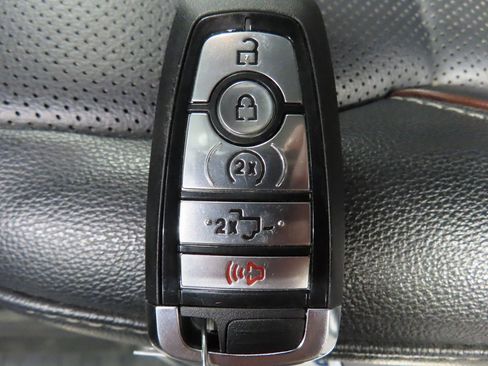 Used 2024 Ford F450 Lariat w/ Chrome Package image 80