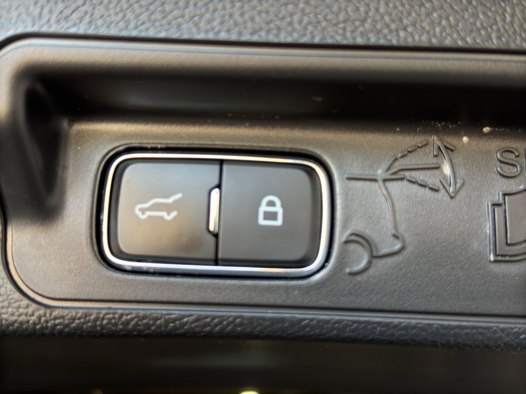 Used 2026 Ford Explorer ST AWD/4WD image 27