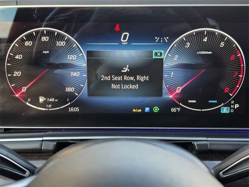 Used 2025 Mercedes-Benz GLS 450 4MATIC image 12