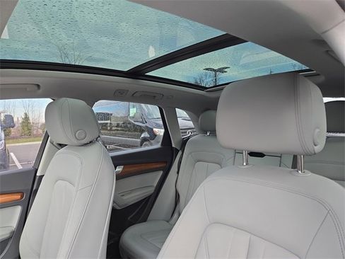 Used 2023 Audi Q5 2.0T Premium Plus image 29