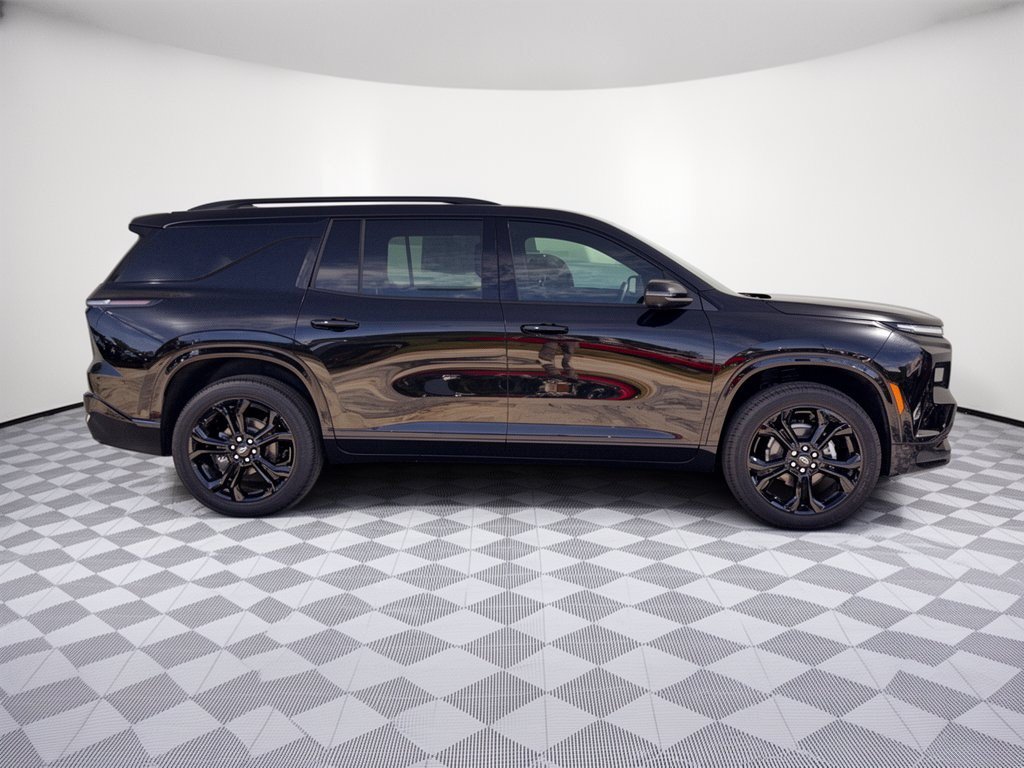 New 2027 Chevrolet Traverse RS FWD image 8