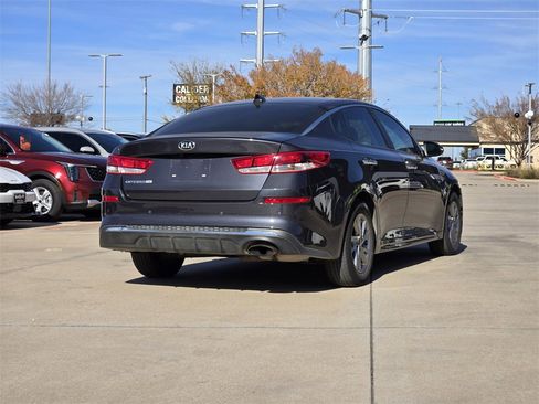 Used 2019 Kia Optima LX image 4
