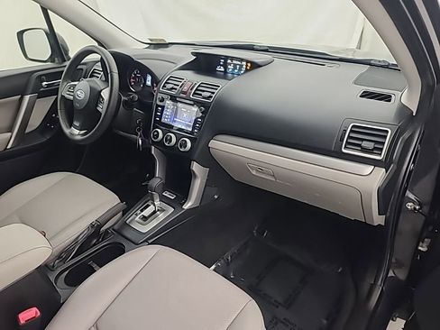 Used 2016 Subaru Forester 2.5i Limited image 14