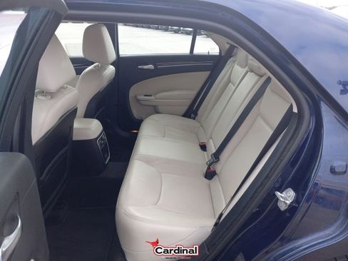 Used 2016 Chrysler 300 Limited w/ Driver Convenience Group image 23