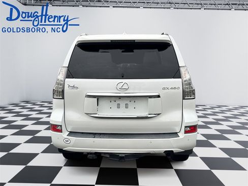 Used 2018 Lexus GX 460 Premium image 4