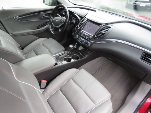 Used 2014 Chevrolet Impala LTZ FWD image 14