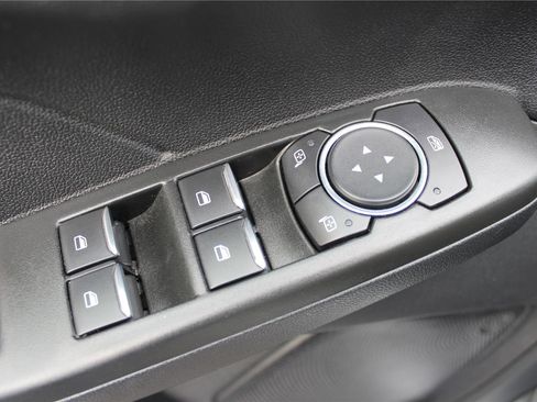 Used 2022 Ford Escape SE image 21