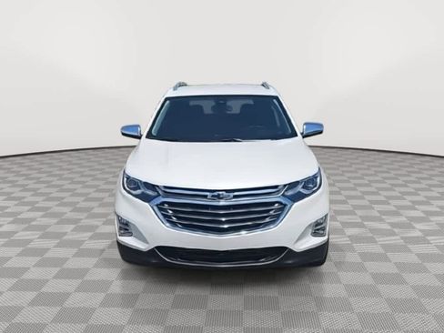 Used 2020 Chevrolet Equinox Premier image 3