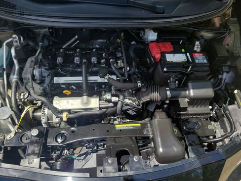 Certified 2022 Nissan Versa SV w/ Trunk Package FWD image 33