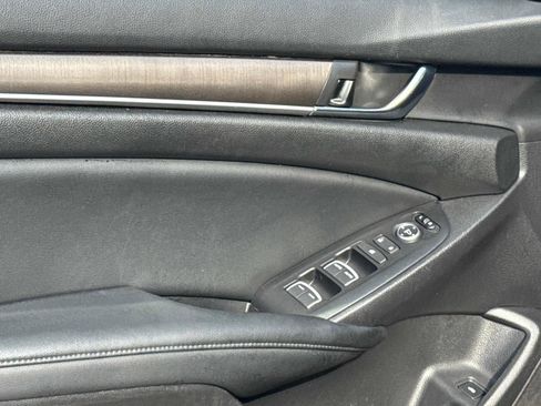 Certified 2021 Honda Accord LX image 16