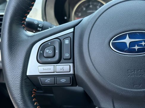 Used 2017 Subaru Crosstrek 2.0i Premium AWD/4WD image 24