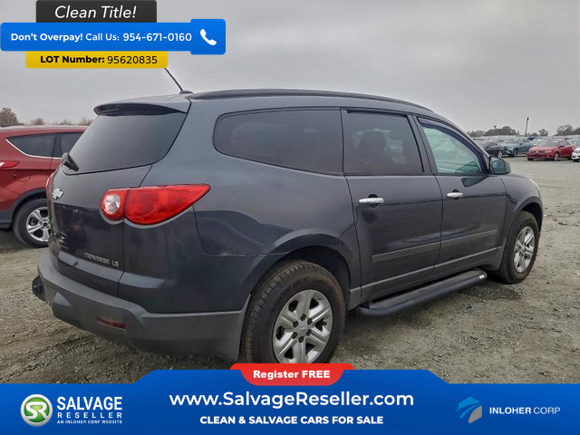 Used 2012 Chevrolet Traverse LS FWD image 4