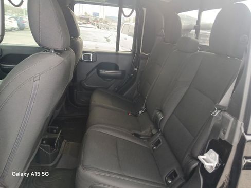 Used 2020 Jeep Gladiator Sport w/ Quick Order Package 24S image 13