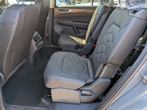 New 2026 Volkswagen Atlas SE FWD image 27