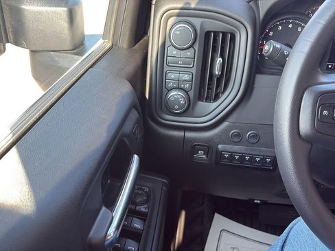 Used 2026 Chevrolet Silverado 3500 W/T w/ WT Convenience Package AWD/4WD image 14