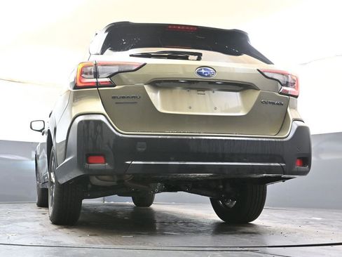 Certified 2025 Subaru Outback Onyx Edition image 32