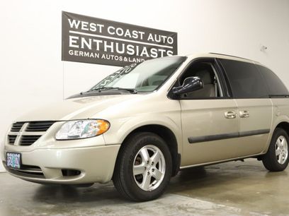 Used 2007 Dodge Caravan SXT w/ Popular Equipment Group I