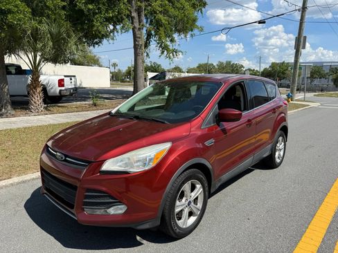 Used 2016 Ford Escape SE AWD/4WD image 1