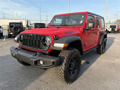 Used 2025 Jeep Wrangler Willys image 2