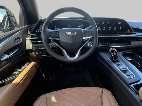 Used 2024 Cadillac Escalade Sport w/ LPO, ONYX Package AWD/4WD image 6