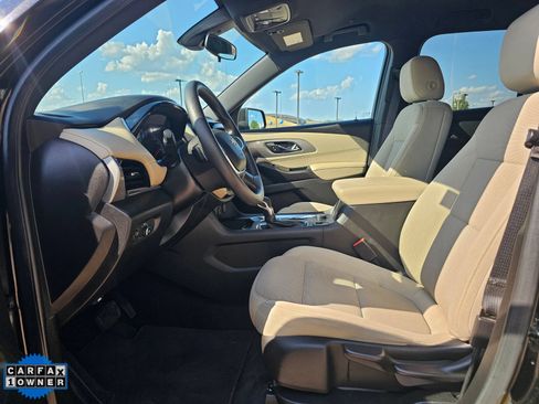 Used 2023 Chevrolet Traverse LS w/ Safety Package FWD image 14