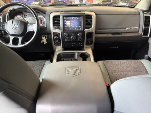 Used 2019 RAM 1500 Big Horn AWD/4WD image 17